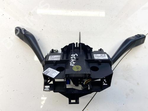 Used Warning switch Warning switch VW GOLF V (1K1) 1.9 TDI (90 hp) 35489270 35489270