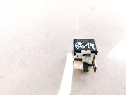 other-vw-passat-b5-variant-3b5-1997-1998-1999-2000-2001-33079837 main image