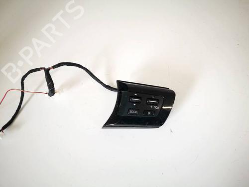Used Steering wheel controls Steering wheel controls 35236085 35236085