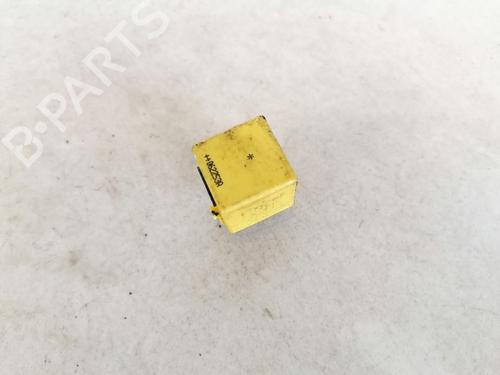 Used Electronic sensor Electronic sensor MERCEDES-BENZ R-CLASS (W251, V251) R 320 CDI 4-matic (251.022, 251.122) (224 hp) 32879541 32879541