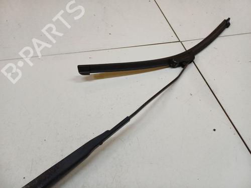 front-windshield-wiper-arm-hyundai-santa-fe-i-sm-2000-2001-2002-2003-2004-2005-2006-33487317 main image