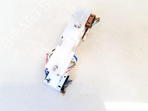 Fuse box MITSUBISHI OUTLANDER II (CW_W) 2.0 DI-D (CW8W) | BP33067159E1 - Image 3