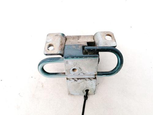 hingedoor-check-strap-audi-a4-b5-8d2-1994-1995-1996-1997-1998-1999-2000-2001-33075053 main image