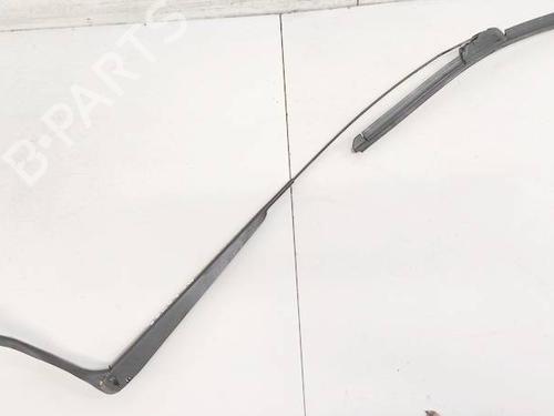 Used Front windshield wiper arm Front windshield wiper arm FORD FIESTA V (JH_, JD_) 1.3 (69 hp) 32930008 32930008