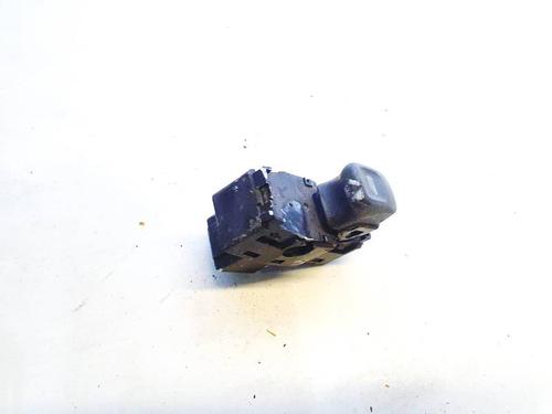 Used Switch Switch VOLVO S60 I (384) D5 (163 hp) 32931277 32931277
