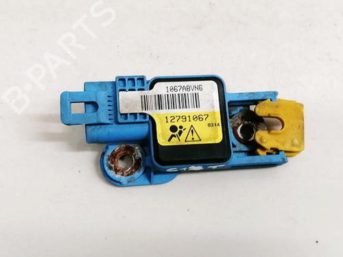 Used Electronic module Electronic module SAAB 9-3 (YS3F, E79, D79, D75) 2.2 TiD (125 hp) 33083749 33083749
