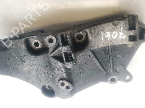 Used Support Support RENAULT SCÉNIC II (JM0/1_) 1.9 dCi (JM0G, JM12, JM1G, JM2C) (120 hp) 32900067 32900067