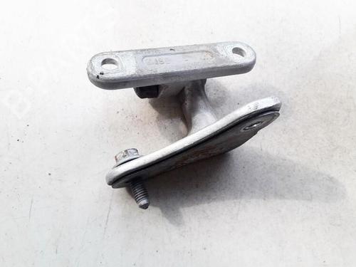 hingedoor-check-strap-mercedes-benz-c-class-w203-2000-2001-2002-2003-2004-2005-2006-2007-33518658 main image