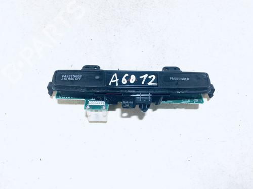 Used Warning switch Warning switch MITSUBISHI LANCER VIII (CY_A, CZ_A) 1.5 (109 hp) 35628472 35628472