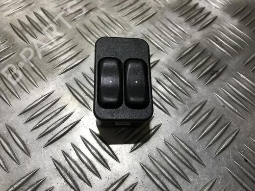Used Switch Switch OPEL ASTRA G Hatchback (T98) 1.4 16V (F08, F48) (90 hp) 33492675 33492675