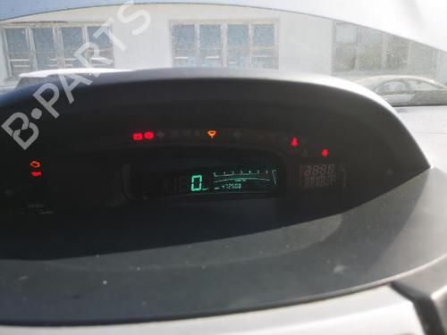 Fuse box TOYOTA YARIS (_P9_) 1.4 D-4D (NLP90_, NLP90R) | BP32620870E1  - Image 11