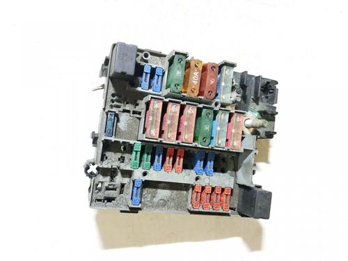 Used Fuse box Fuse box PEUGEOT 406 (8B) 2.0 HDI 110 (109 hp) 33103374 33103374