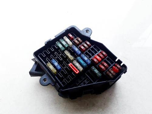 fuse-box-vw-passat-b5-variant-3b5-1997-1998-1999-2000-2001-33099816 main image