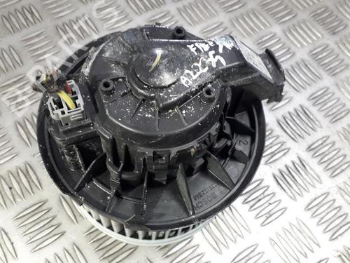 Used Heater blower motor Heater blower motor 38582716 38582716