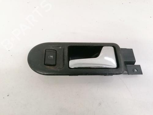 Used Front right interior door handle Front right interior door handle 35437168 35437168
