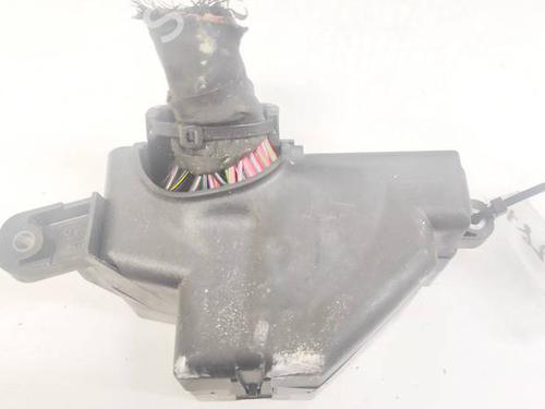 Fuse box VW PASSAT B6 (3C2) 2.0 TDI | BP32929347E1 - Image 2