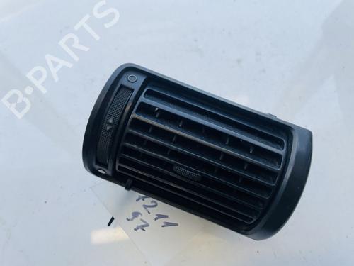 air-vent-audi-a4-b5-8d2-1994-1995-1996-1997-1998-1999-2000-2001-32881207 main image