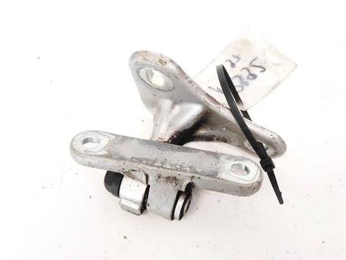 hingedoor-check-strap-mercedes-benz-c-class-w203-2000-2001-2002-2003-2004-2005-2006-2007-32939627 main image