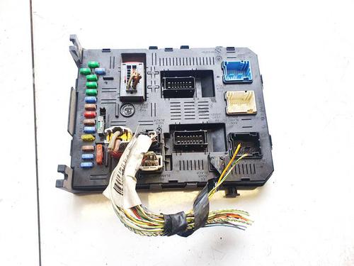 Used Fuse box CITROËN C4 I (LC_) 1.6 HDi (90 hp) 32598366