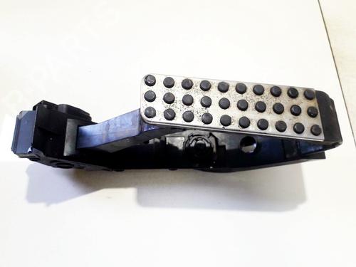 Used Pedal Pedal MERCEDES-BENZ C-CLASS (W203) C 220 CDI (203.006, 203.008) (143 hp) 35856228 35856228