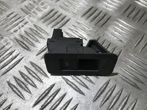 Used Switch Switch VW TOUAREG (7LA, 7L6, 7L7) 5.0 V10 TDI (313 hp) 33497873 33497873