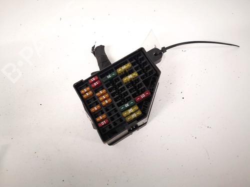 fuse-box-vw-passat-b6-3c2-2005-2006-2007-2008-2009-2010-2011-32902438 main image