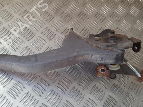 Used Hand brake Hand brake KIA RIO II (JB) 1.4 16V (97 hp) 35676284 35676284