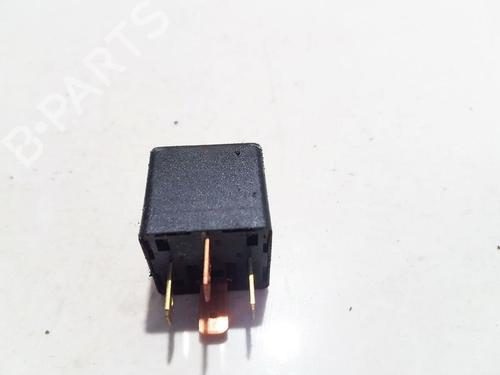 Electronic sensor HYUNDAI ELANTRA III (XD) 2.0 CRDi | BP33523918M84 - Image 2