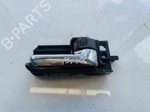 Used Front right interior door handle Front right interior door handle 35498813 35498813