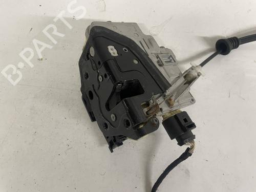 Front left lock VW PASSAT B6 (3C2) 2.0 TDI | BP35346736C98 - Image 2