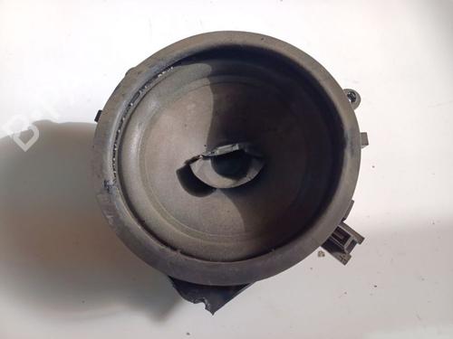 speaker-volvo-s60-i-384-2000-2001-2002-2003-2004-2005-2006-2007-2008-2009-2010-32560266 main image