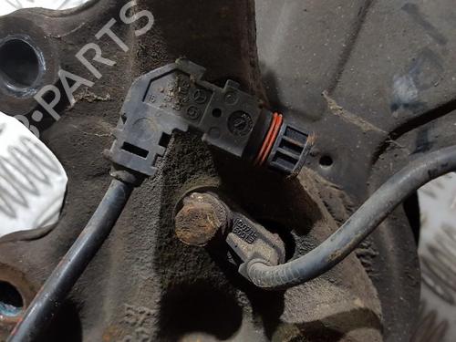 Used Electronic module Electronic module MERCEDES-BENZ C-CLASS T-Model (S203) C 240 (203.261) (170 hp) 35698012 35698012