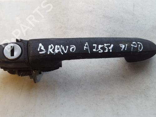 Used Front right exterior door handle Front right exterior door handle FIAT BRAVA (182_) 1.9 TD 100 S (182.BF) (100 hp) 35855125 35855125