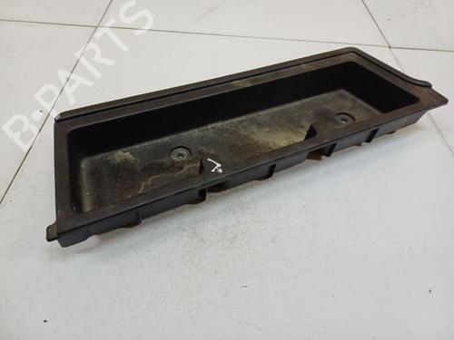 Used Boot lining Boot lining 37084907 37084907