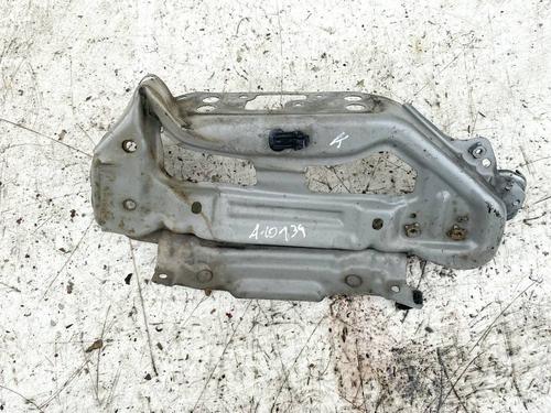 Støtte Støtte TOYOTA YARIS (_P9_) 1.4 D-4D (NLP90_, NLP90R) (90 hp) 32592921 32592921