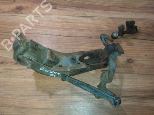 Used Engine mount Engine mount OPEL CORSA B (S93) 1.4 i (F08, F68, M68) (54 hp) 33481750 33481750