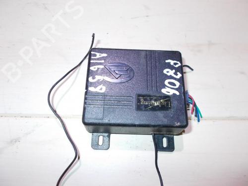Used Electronic module Electronic module PEUGEOT 806 (221) 2.1 td 12V (109 hp) 33506622 33506622
