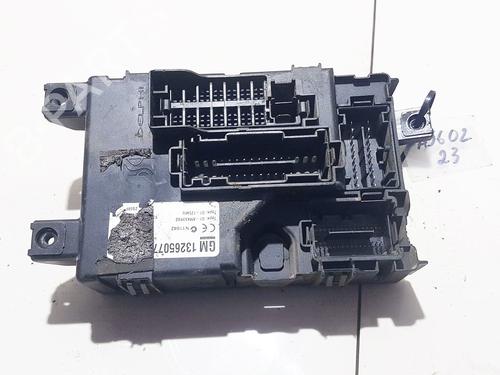fuse-box-opel-corsa-d-s07-2006-2007-2008-2009-2010-2011-2012-2013-2014-2015-33104955 main image