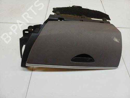 Used Glove box Glove box 38916748 38916748