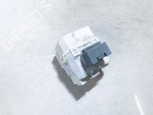 Used Fuse box Fuse box MITSUBISHI COLT VI (Z3_A, Z2_A) 1.3 (Z21A) (92 hp) 33067361 33067361