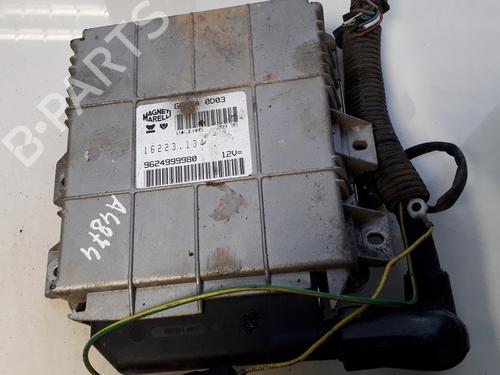 Used Engine control unit (ECU) Engine control unit (ECU) PEUGEOT 306 Hatchback (7A, 7C, N3, N5) 1.4 (75 hp) 33513537 33513537