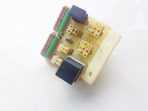 Used Fuse box Fuse box MITSUBISHI CARISMA (DA_) 1.9 DI-D (DA5A) (115 hp) 33524353 33524353