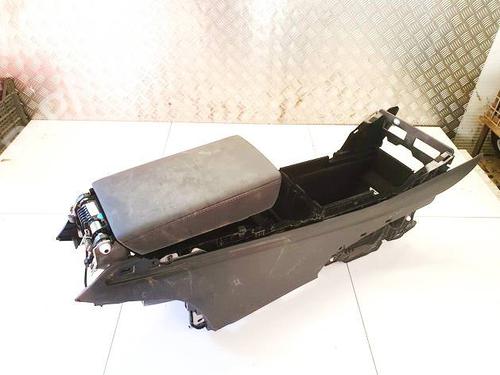 Used Armrest / Center console Armrest / Center console TESLA MODEL Y (5YJY) EV (347 hp) 35058304 35058304