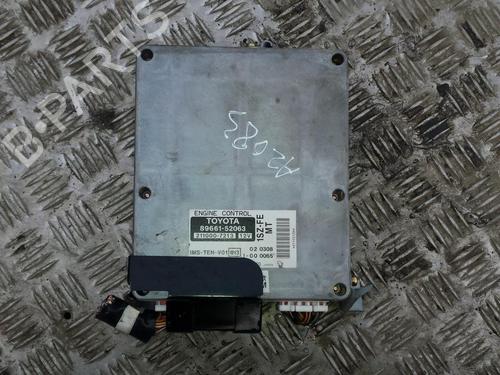 Used Engine control unit (ECU) Engine control unit (ECU) TOYOTA YARIS (_P1_) 1.0 (SCP10_, SCP10R) (68 hp) 33495046 33495046