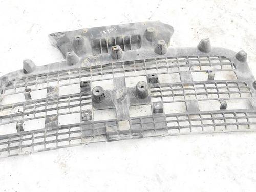 Used Grille Grille 35244576 35244576