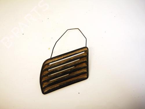 air-vent-audi-a6-c4-avant-4a5-1994-1995-1996-1997-1998-32885817 main image