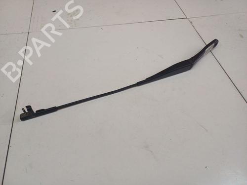 front-windshield-wiper-arm-opel-astra-h-a04-2004-2005-2006-2007-2008-2009-2010-2011-2012-2013-2014-32554162 main image