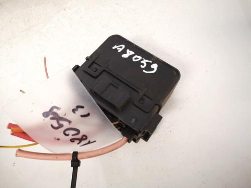 Used Fuse box Fuse box 32907196 32907196