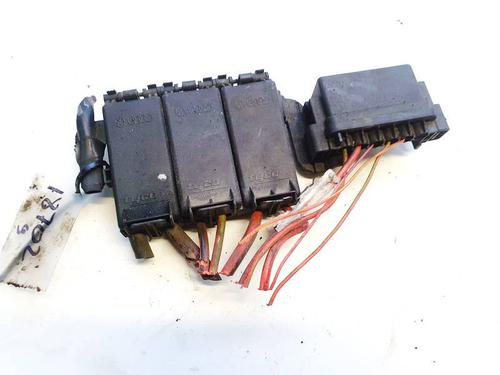 Used Fuse box Fuse box VW POLO IV (9N_, 9A_) 1.4 TDI (70 hp) 32928496 32928496