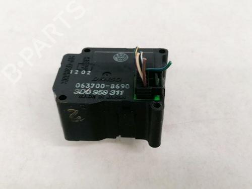 Used Electronic module Electronic module VW PHAETON (3D1, 3D2, 3D3, 3D4, 3D6, 3D7, 3D8, 3D9) 3.2 V6 (241 hp) 32875228 32875228